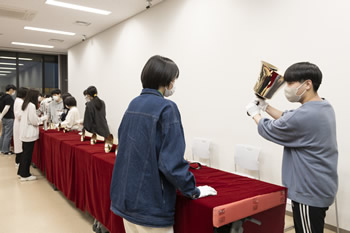 札幌国際大学ハンドベルクワイア写真1