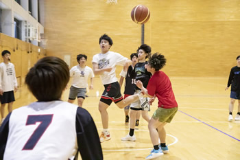 札幌国際大学男子バスケットボール部写真2