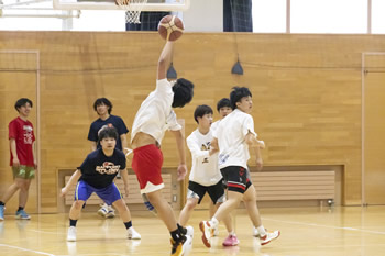札幌国際大学男子バスケットボール部写真3