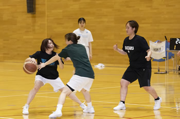 札幌国際大学女子バスケットボール部写真4