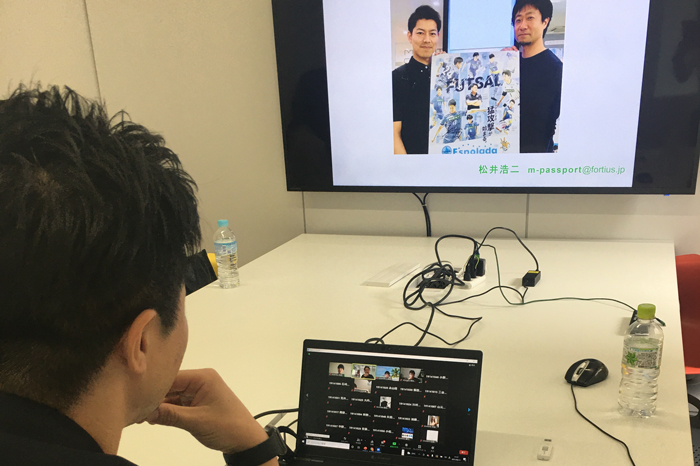 道銀フォルティウストレーナーによる講義【スポーツビジネス学科】
