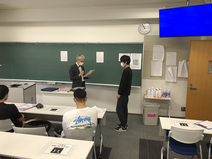 販売士資格合格者表彰【スポーツビジネス学科】