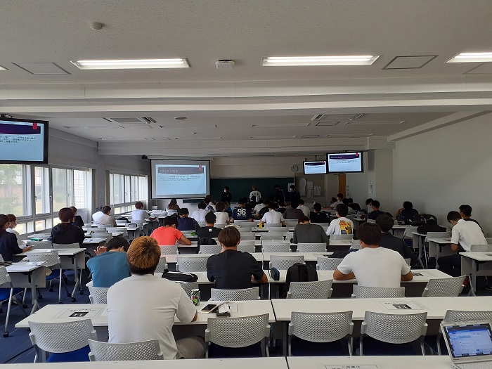 基礎演習Ⅰグループ発表【スポーツビジネス学科】