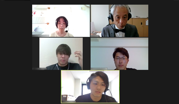 テーマ研究Ⅰ・中間報告会【スポーツビジネス学科】