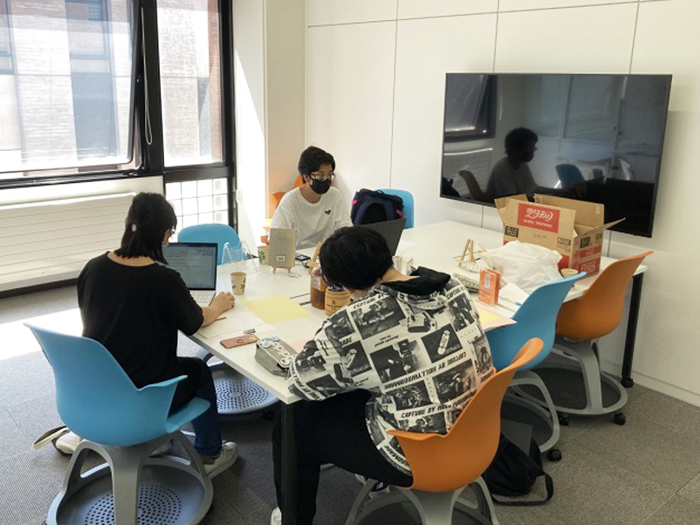 図書館プロジェクト始めました！【現代文化学科】サムネイル画像