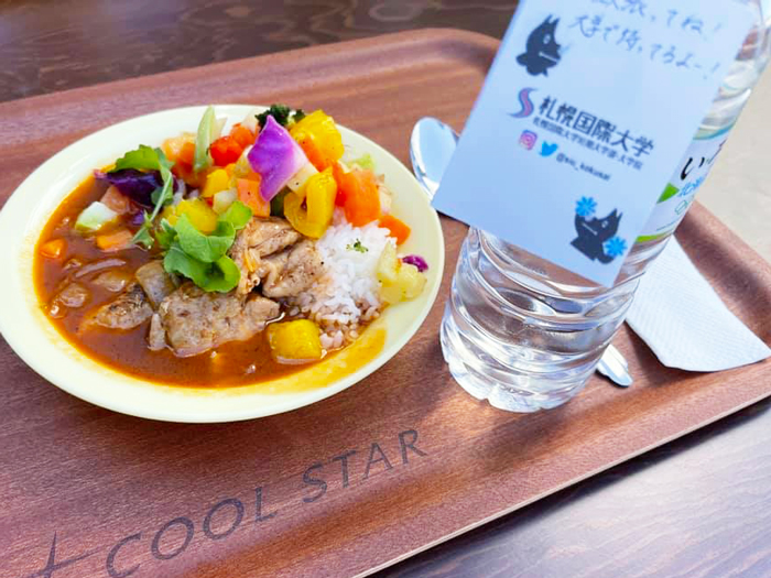2年生科目「国際観光探究」にてクルーズキッチンバスの取組
