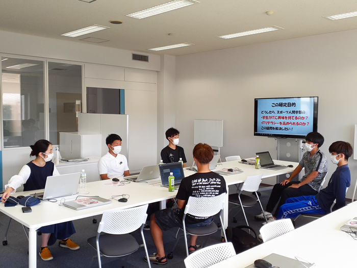 ドローンを使ったIT教育-Ⅱ【スポーツ人間学部】