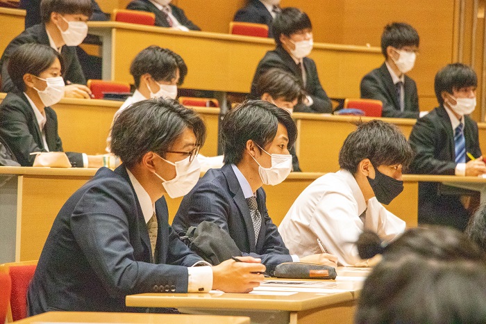 【スポーツビジネス学科】Jリーグアドバイザー岡部氏特別講演
