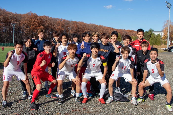 【サッカー部】3部リーグ初優勝！