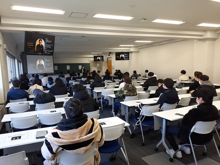 【スポーツ人間学部】キャリア科目・スペシャル講話