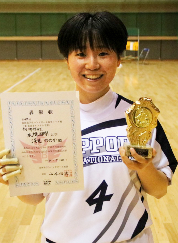 【女子ハンドボール部】1部リーグ全勝優勝！