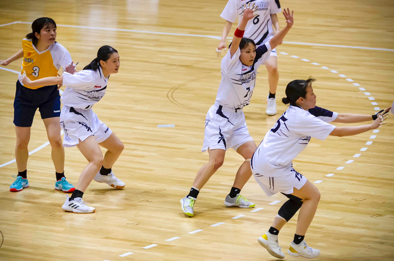 【女子ハンドボール部】1部リーグ全勝優勝！