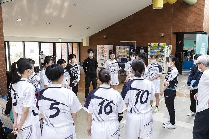 【女子ハンドボール部】1部リーグ全勝優勝！