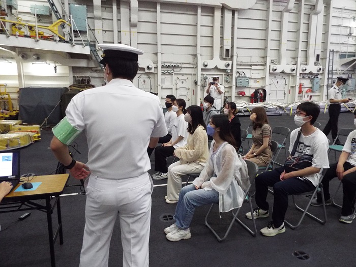 海上自衛隊護衛艦「ひゅうが」見学会開催