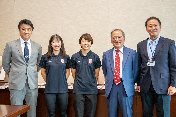 アイスホッケー女子世界選手権でフィンランドに勝利し史上初の5位