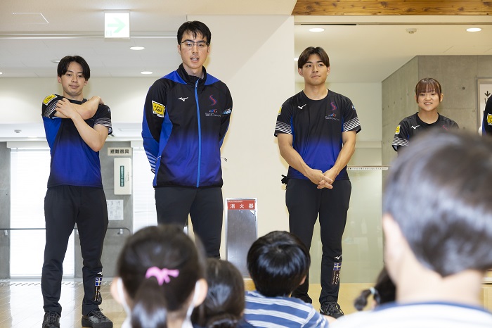 炎天下を吹き飛ばせ！SIUスポーツクラブキッズカーリング教室