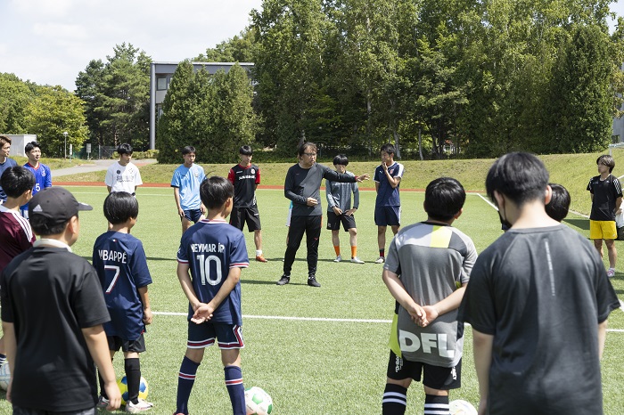 キッズサッカー教室！大学生と一緒に楽しいスポーツ体験♪