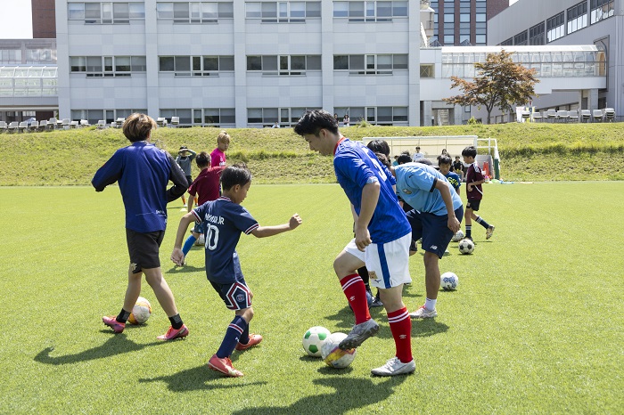 キッズサッカー教室！大学生と一緒に楽しいスポーツ体験♪