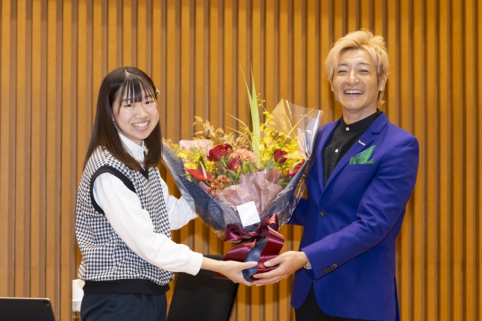 つるの剛士さんトークショー＆わくわくさん工作教室開催