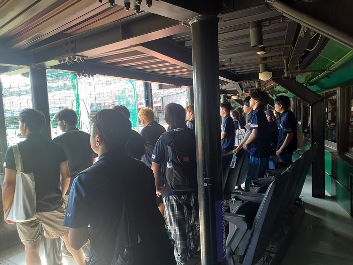 【スポーツビジネス】真夏の仙台で1年22名フィールドワーク！