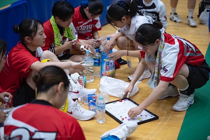 女子1部リーグにおいて5チームが競う総当たり戦で全勝