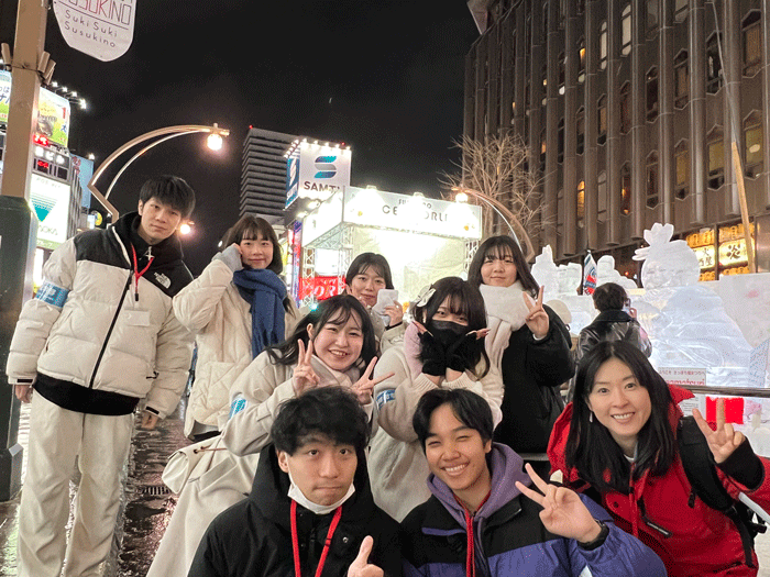 【観光学部】さっぽろ雪まつり・すすきのアイスワールド写真撮影