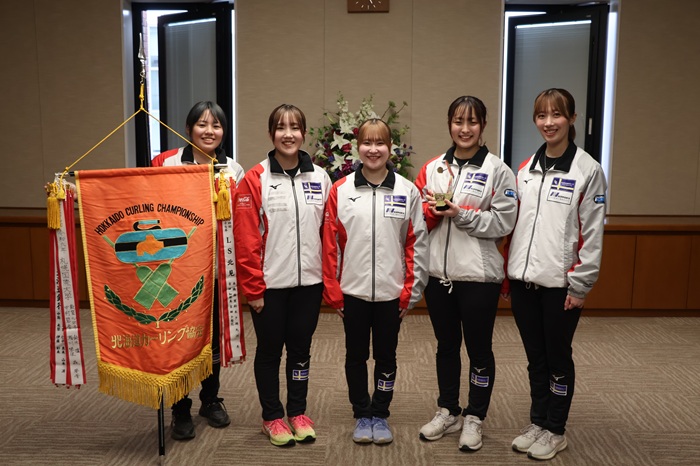 札幌国際大学　カーリング　女子　氷上部