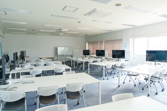 札幌国際大学　eスポーツ　最新設備