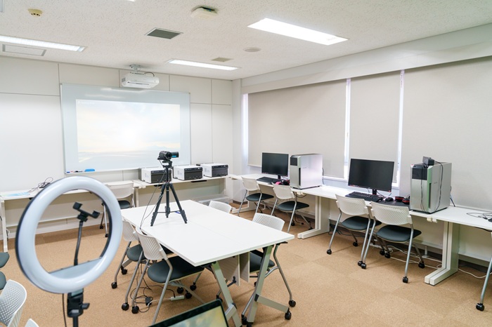 札幌国際大学　eスポーツ　最新設備