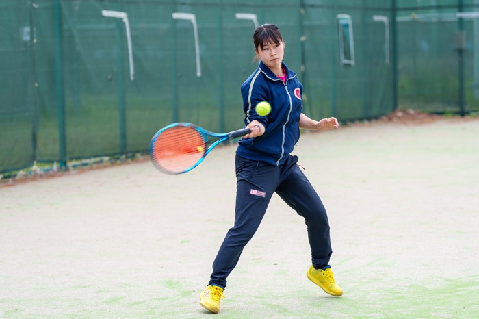 札幌国際大学　テニス　南萌々