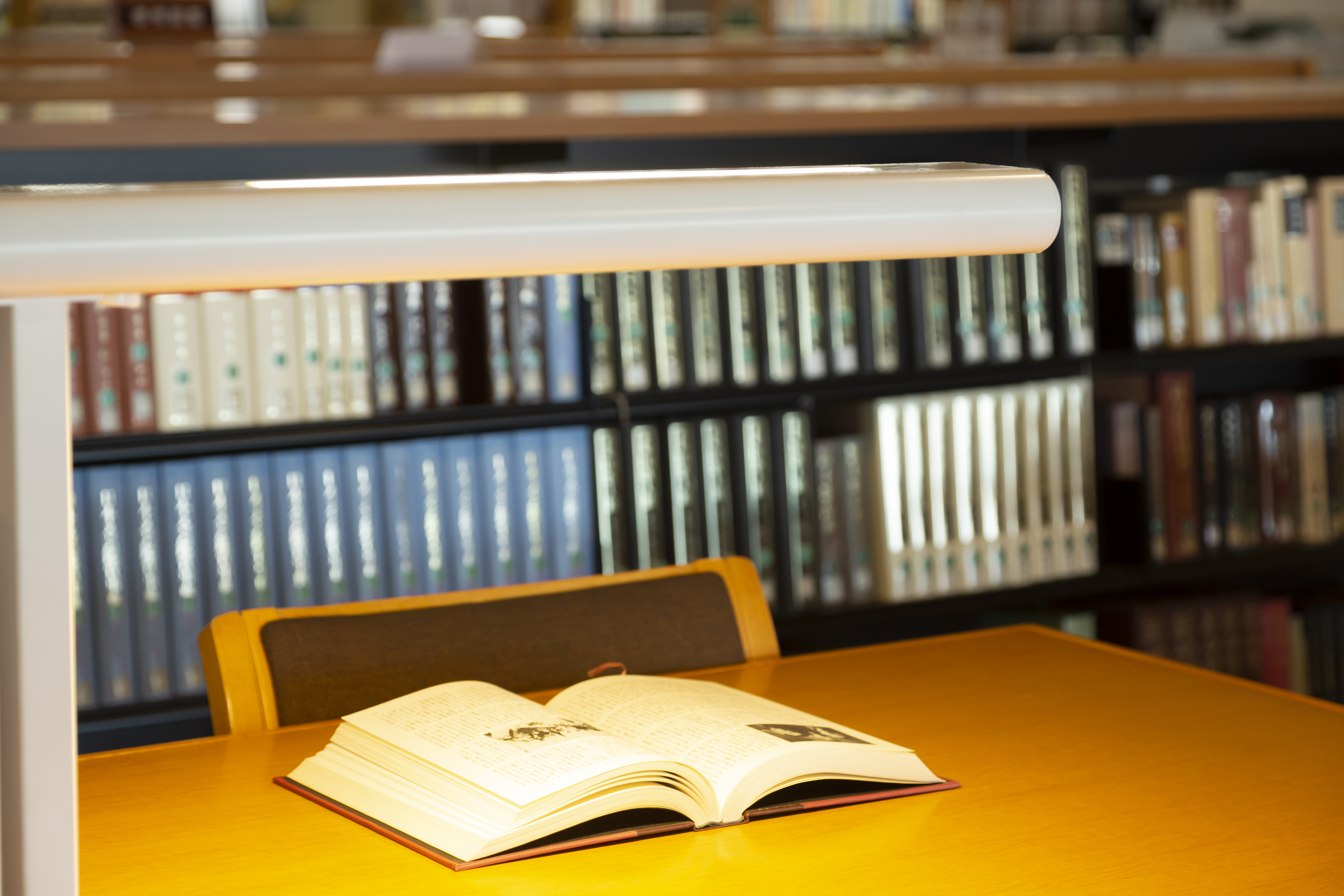 12月～1月の図書館利用日についてのサムネイル画像