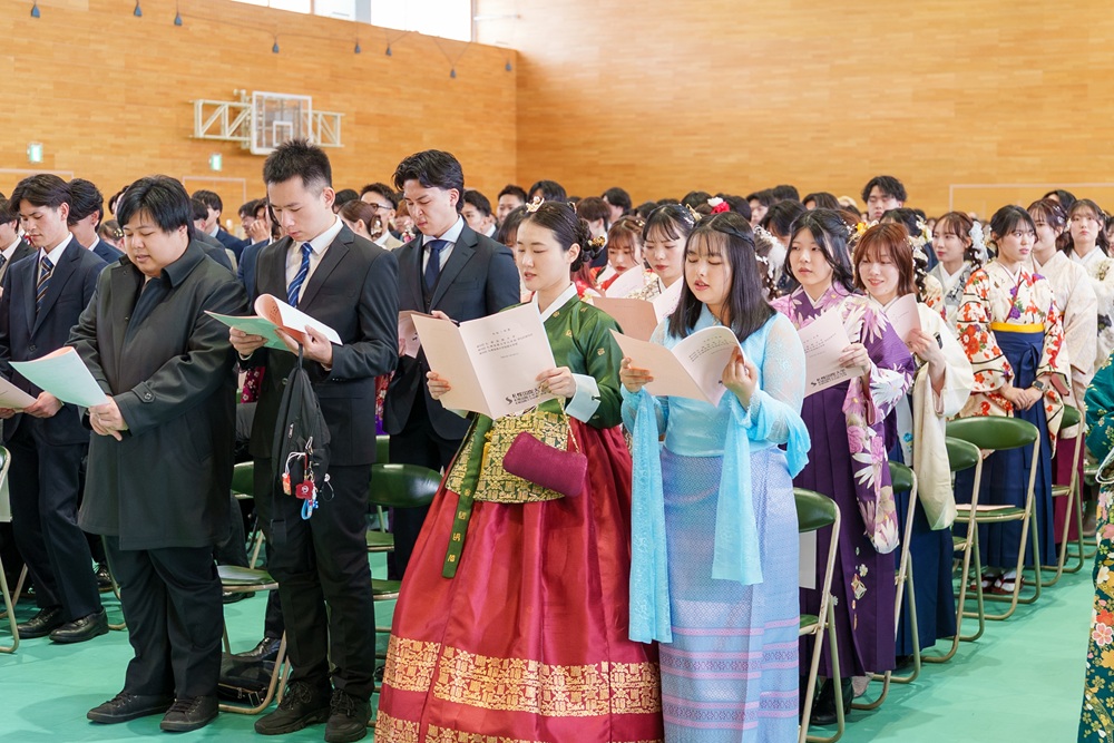 札幌国際大学　学位記授与式