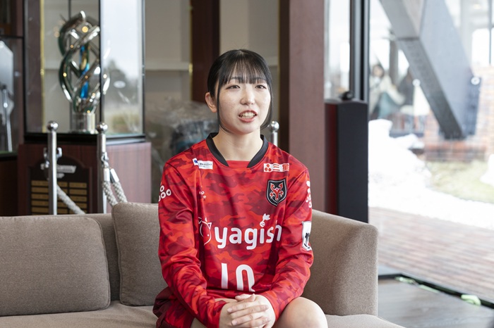 札幌国際大学　女子サッカー　高谷こころ　ASC北海道レディース