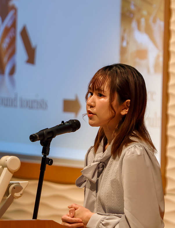 英語プレゼンテーションコンテストのイメージ写真2