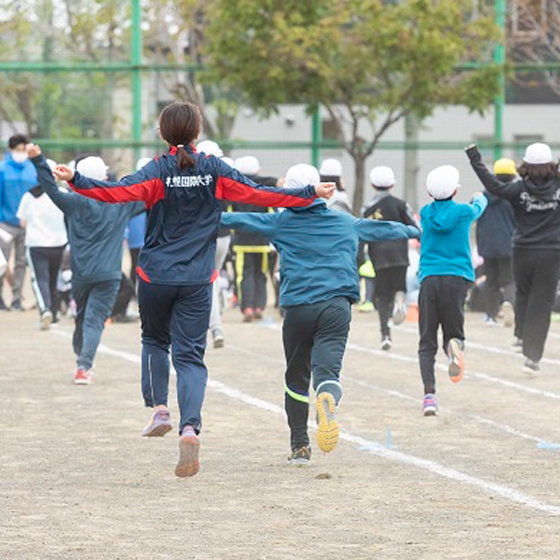 SIU スポーツクラブ 2023年開催出前授業「走り方教室」